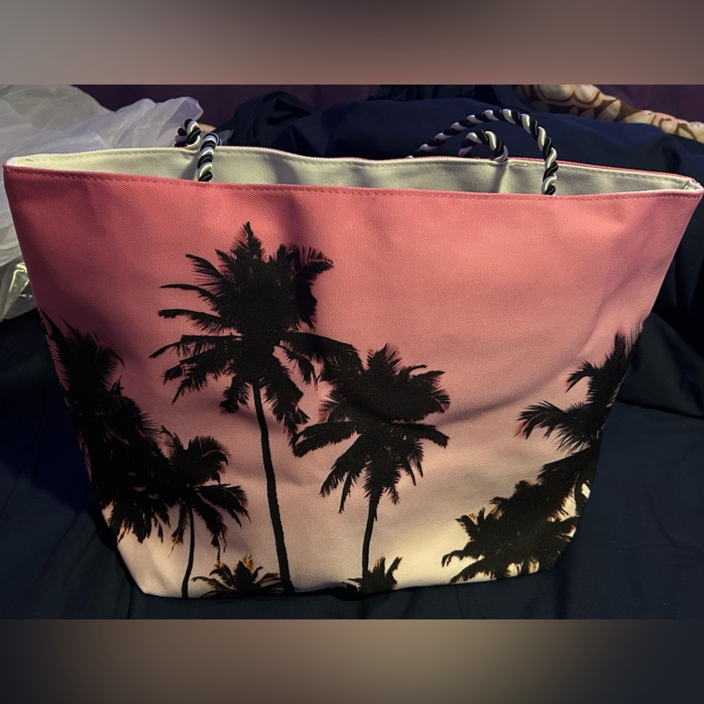 Summer beauty tote - Picture 5 of 6